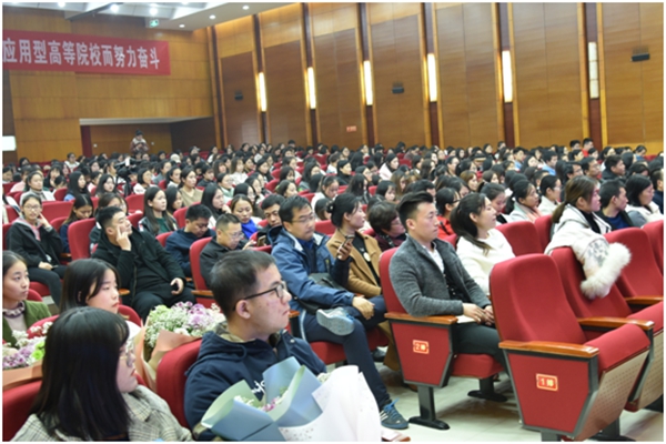 河南經(jīng)貿職業(yè)學院：“私人訂制式”創(chuàng)新人才供給新模式
