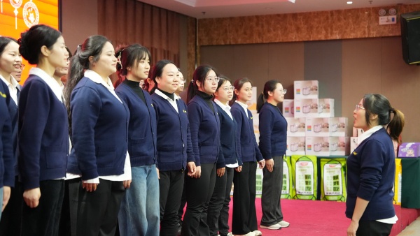 易視界2025年10月嘉獎(jiǎng)會暨11月啟動大會精彩瞬間