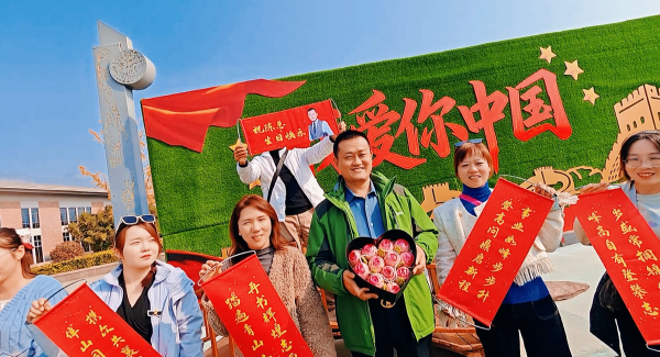 易家人，共歡辰 | 易視界團建邂逅生辰，快樂與溫暖加倍！